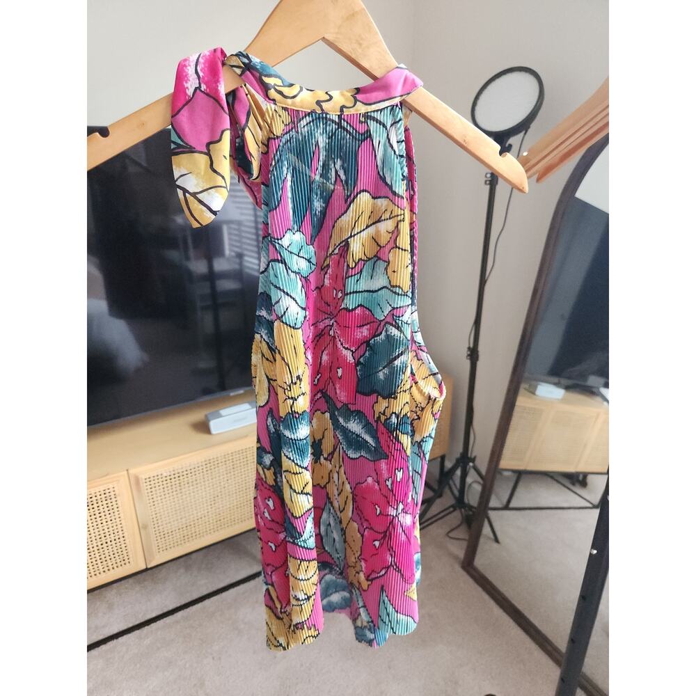 Maeve Pleated Tank Top - Picture 6 of 8